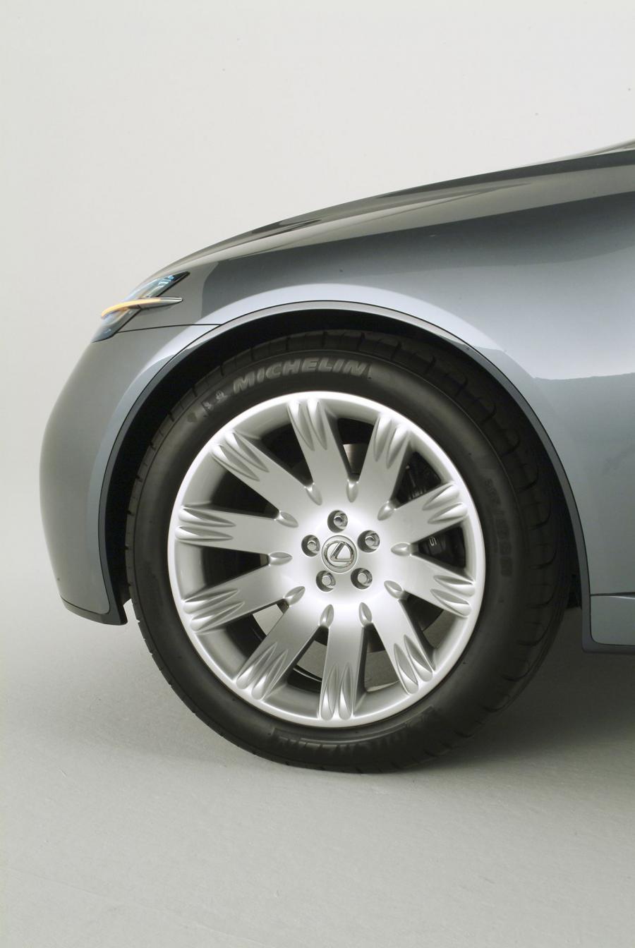  Lexus HPX Concept 2003 года  (фото 38 из 47)